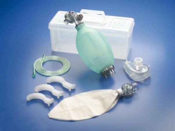 Reanimatieballonset in silicone + mayo cannuleset - volwassenen - in opbergdoos