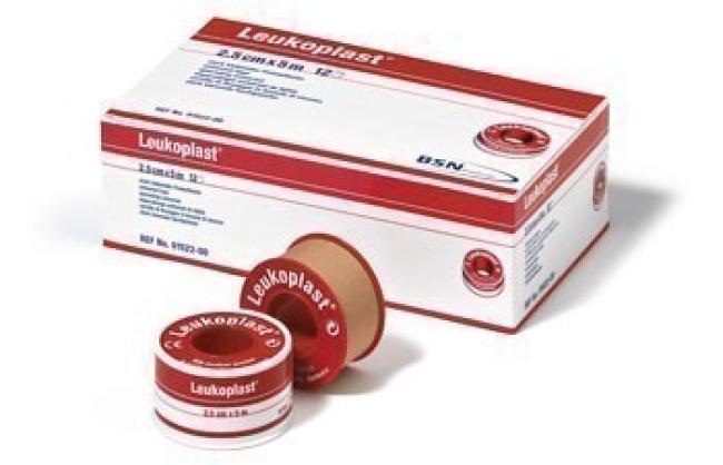 Leukoplast op spoel - 2,5cm x 5m - 12 stuks